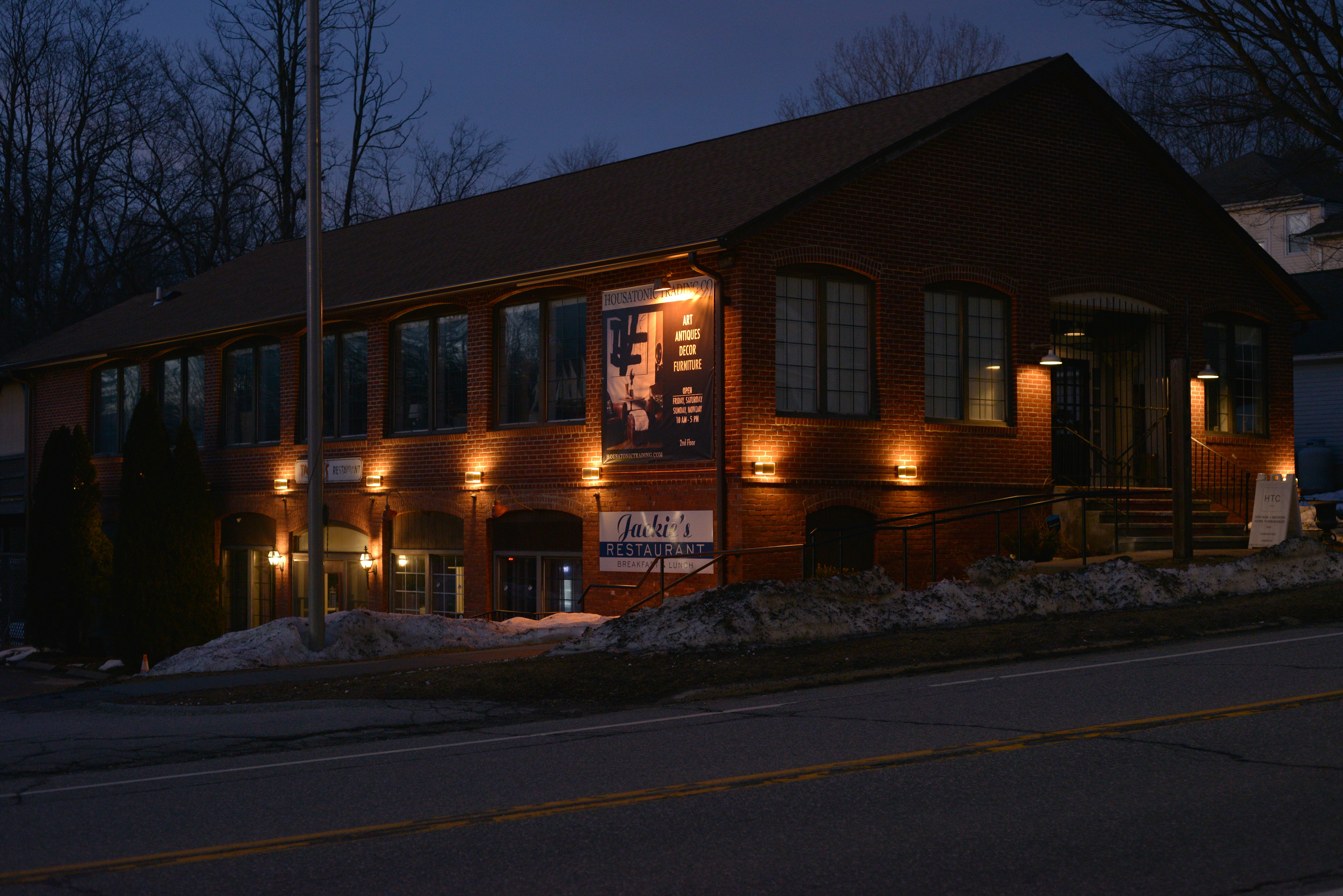 Spa building